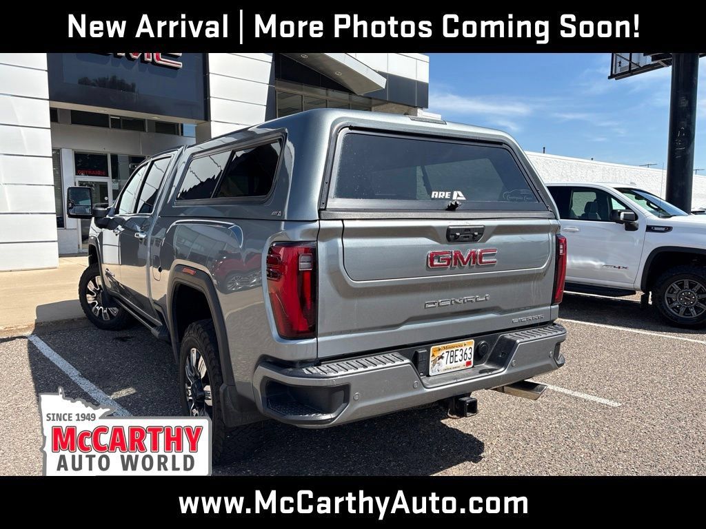 Used 2024 GMC Sierra 2500 Denali w/ Denali Reserve Package AWD/4WD image 4