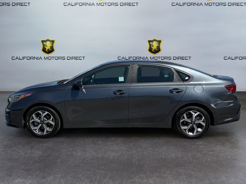 Used 2021 Kia Forte LXS FWD image 2