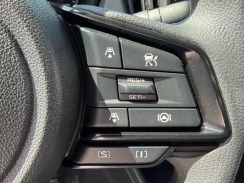 Used 2017 Nissan Rogue S AWD/4WD image 18