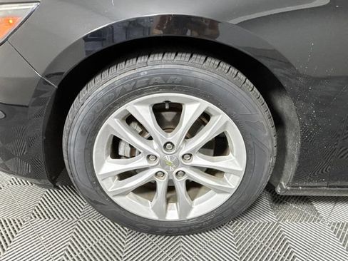 Used 2016 Chevrolet Malibu LT FWD image 10