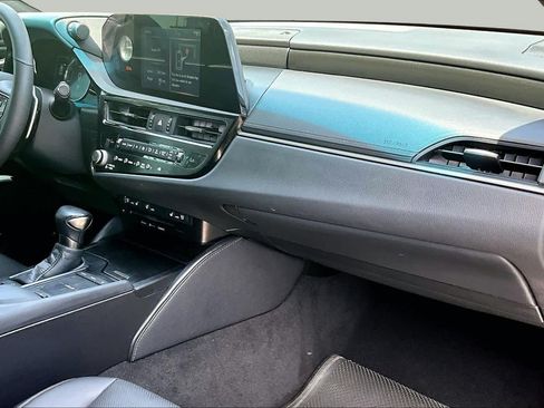 Used 2022 Lexus ES 350 w/ Premium Package FWD image 19
