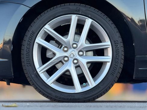 Used 2017 Lexus CT 200h image 30