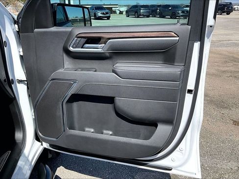 Used 2025 Chevrolet Silverado 1500 RST AWD/4WD image 25
