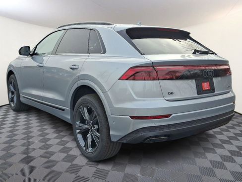 New 2026 Audi Q8 Premium image 4