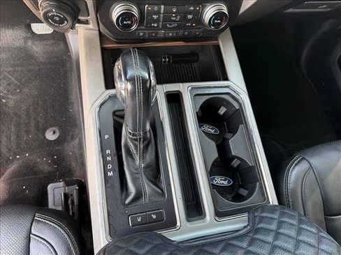 Used 2017 Ford F150 Lariat w/ Equipment Group 502A Luxury AWD/4WD image 15