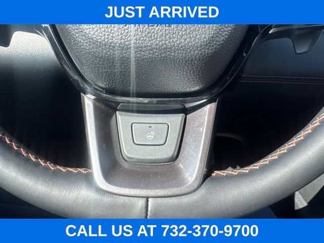 Used 2025 Honda Pilot TrailSport image 17
