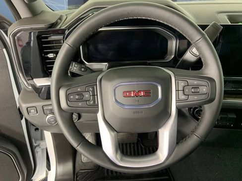 Used 2026 GMC Sierra 1500 Elevation AWD/4WD image 32