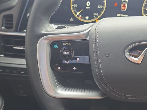 Certified 2025 INFINITI QX80 Sensory AWD/4WD image 17