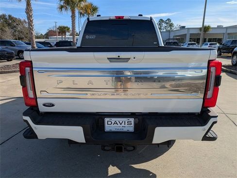 Used 2024 Ford F250 Platinum image 5