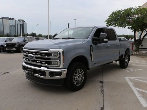 Used 2024 Ford F350 Lariat AWD/4WD image 3