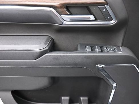 Used 2023 Chevrolet Silverado 1500 LT Trail Boss w/ Protection Package image 13