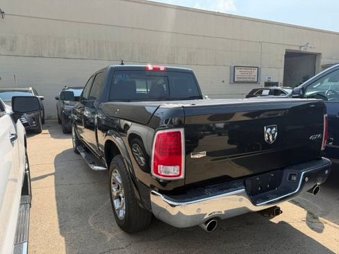 Used 2018 RAM 1500 Laramie AWD/4WD image 4
