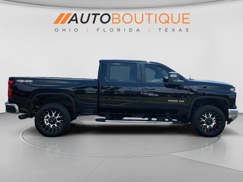 Used 2024 Chevrolet Silverado 2500 LT w/ Convenience Package AWD/4WD image 7