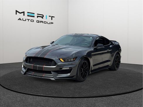 Used 2020 Ford Mustang Shelby GT350 w/ Technology Package RWD image 4