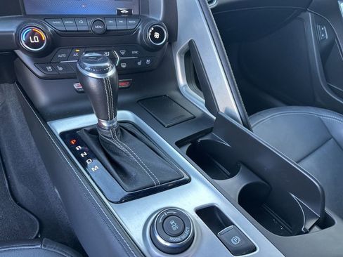 Used 2018 Chevrolet Corvette Z06 RWD image 13