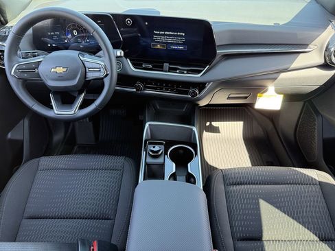 New 2026 Chevrolet Equinox LT w/ Safety and Technology Package image 10