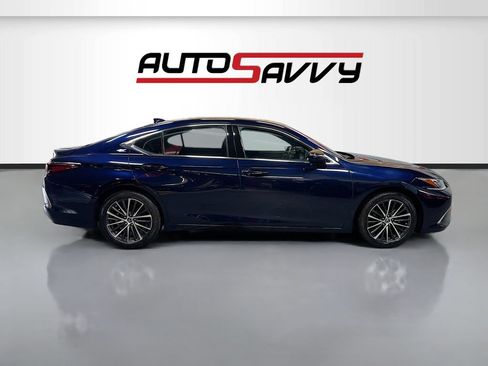 Used 2024 Lexus ES 350 w/ Premium Package FWD image 8