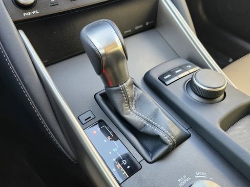 Used 2018 Lexus IS 300 w/ Accessory Package image 33