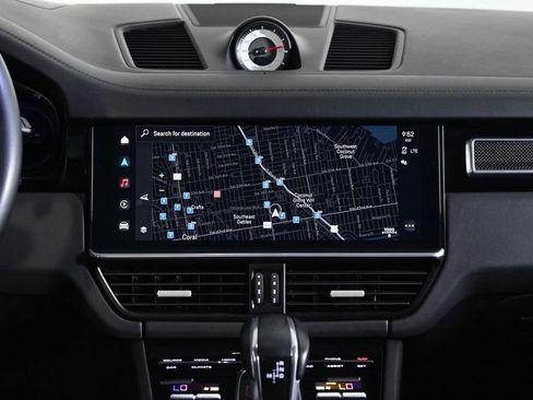 Certified 2023 Porsche Cayenne GTS AWD/4WD image 15