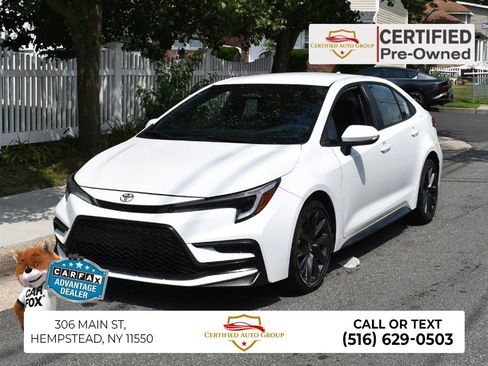 Used 2025 Toyota Corolla SE FWD image 1