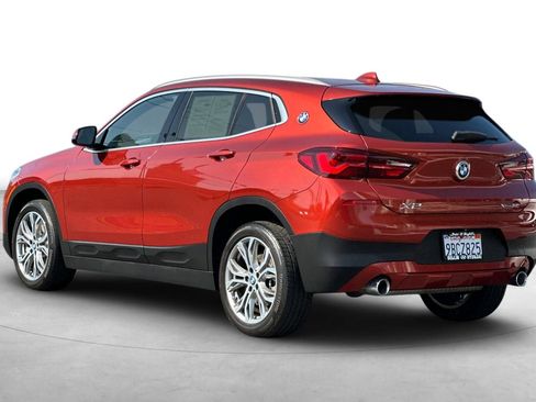Used 2022 BMW X2 xDrive28i w/ Premium Package AWD/4WD image 4
