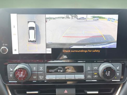 Used 2025 Toyota Grand Highlander AWD Hybrid image 15