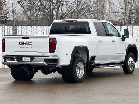 New 2026 GMC Sierra 3500 SLT w/ SLT Convenience Package image 4