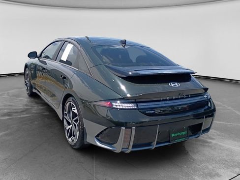 Used 2023 Hyundai Ioniq 6 SEL AWD/4WD image 4