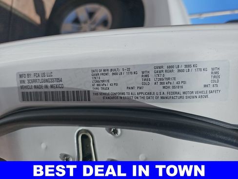 Used 2022 RAM 1500 Classic SLT w/ Electronics Group AWD/4WD image 41