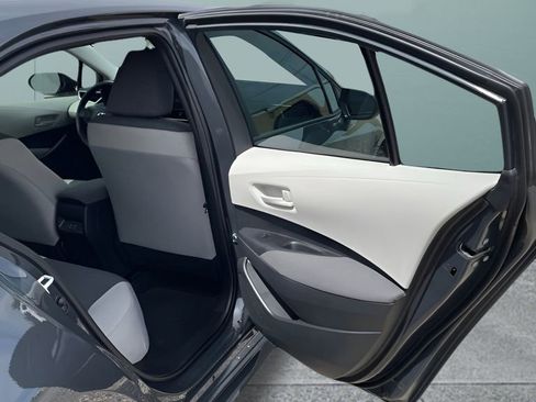 Used 2026 Toyota Corolla LE FWD image 15