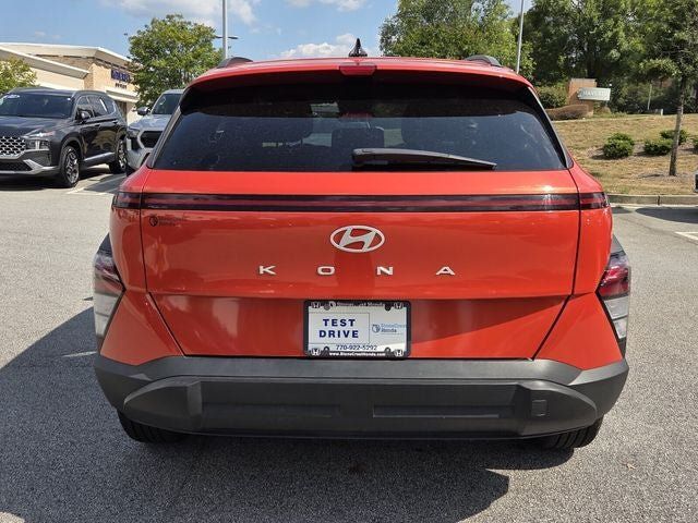 Used 2025 Hyundai Kona SEL FWD image 7