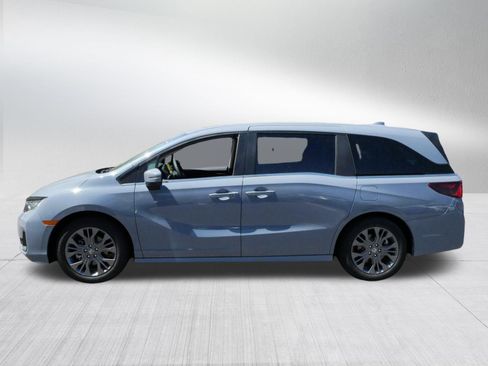 Certified 2026 Honda Odyssey Touring image 4