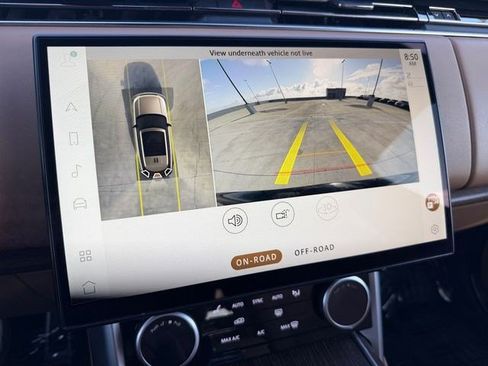 Certified 2023 Land Rover Range Rover SE AWD/4WD image 21