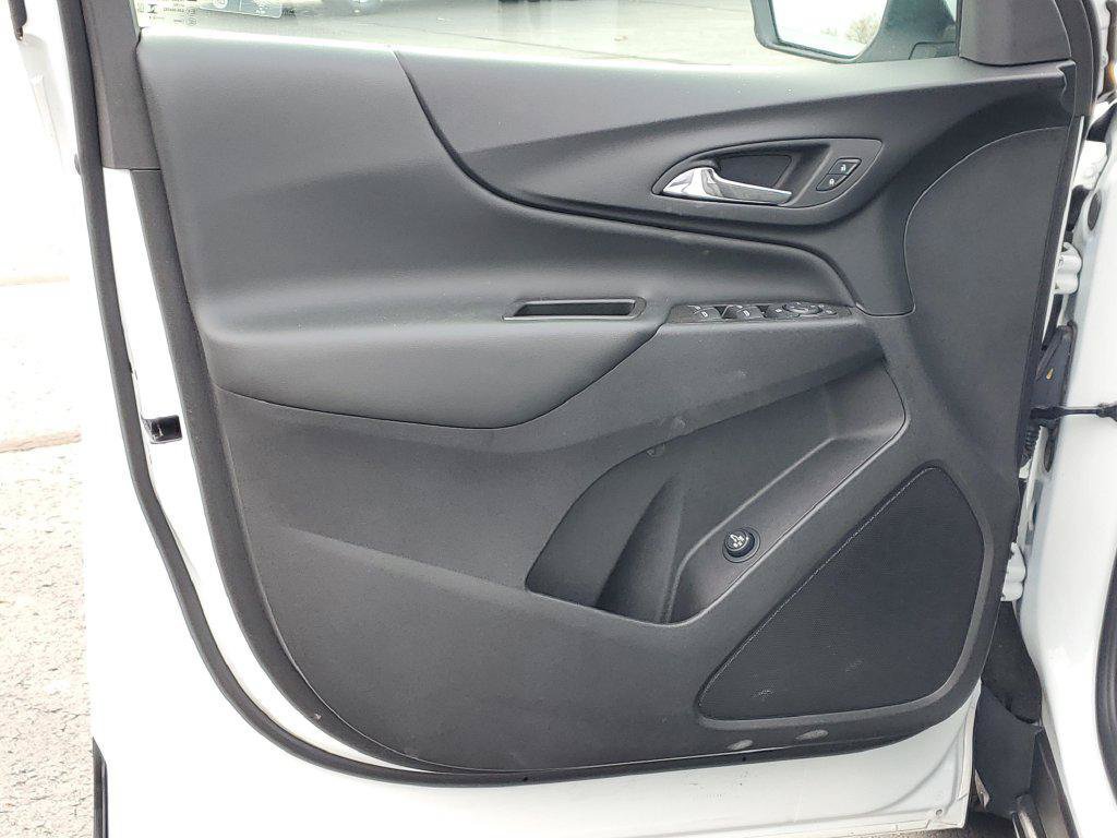 Used 2024 Chevrolet Equinox LT w/ LPO, Floor Liner Package AWD/4WD image 21