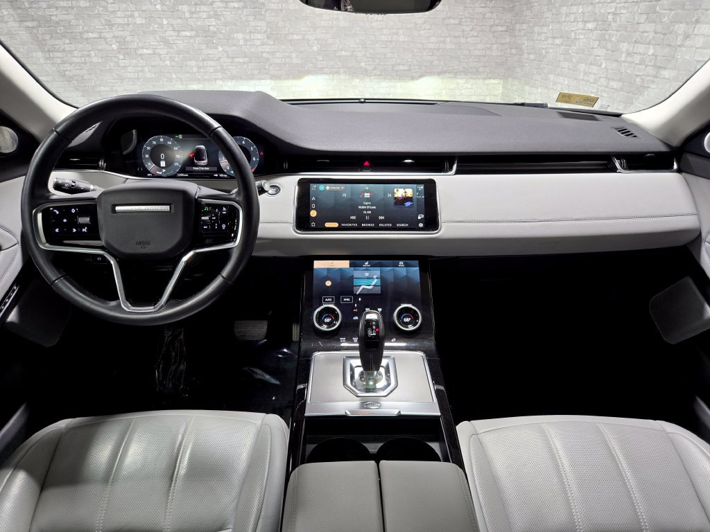 Used 2023 Land Rover Range Rover Evoque SE AWD/4WD image 37