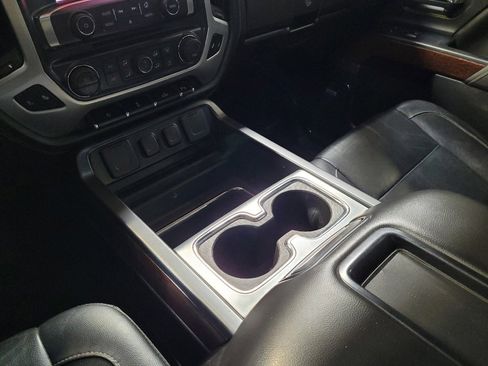 Used 2015 GMC Sierra 1500 SLT w/ SLT Crew Cab Value Package image 26