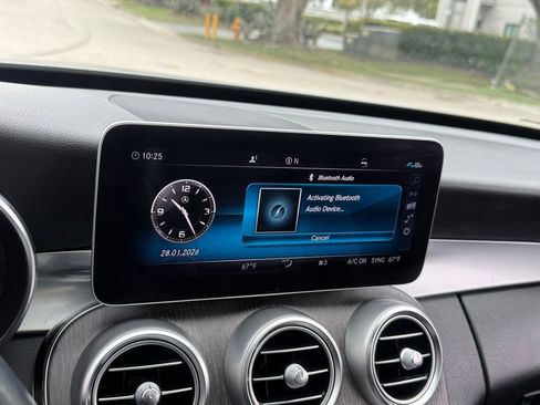 Used 2019 Mercedes-Benz C 300 C 300 image 18