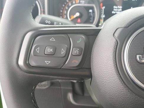 New 2025 Jeep Gladiator Rubicon image 21