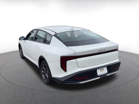 Used 2025 Kia K4 FWD image 10