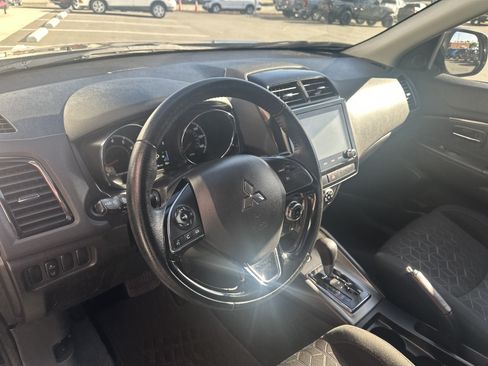 Used 2023 Mitsubishi Outlander Sport ES AWD/4WD image 21