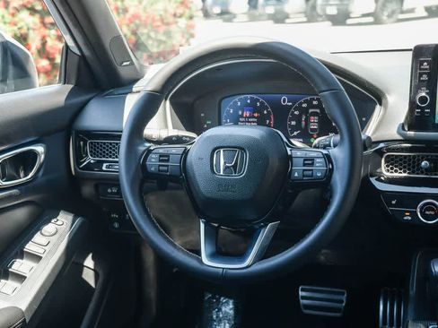 Used 2024 Honda Civic Sport Touring image 13