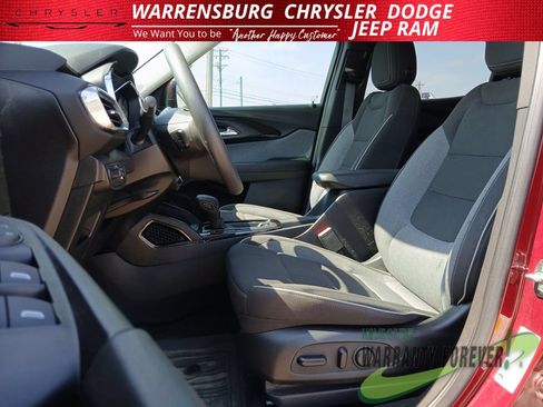 Used 2023 Chevrolet TrailBlazer LT w/ Convenience Package FWD image 12