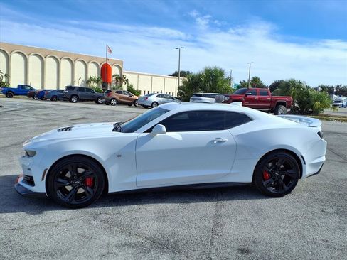 Used 2024 Chevrolet Camaro SS image 4