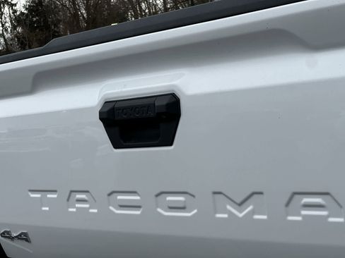 New 2026 Toyota Tacoma SR5 AWD/4WD image 23
