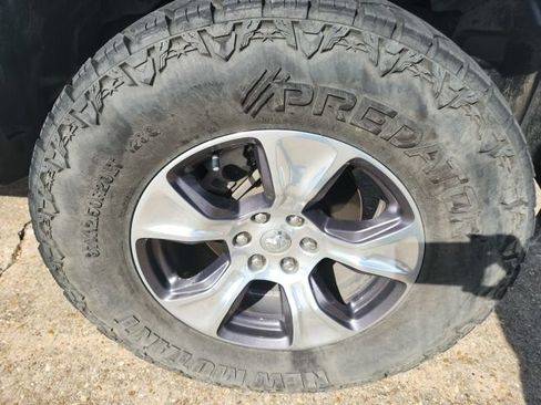 Used 2023 RAM 1500 Laramie AWD/4WD image 12