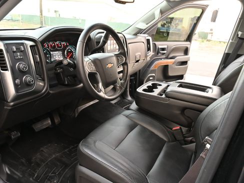 Used 2015 Chevrolet Silverado 1500 LTZ AWD/4WD image 10