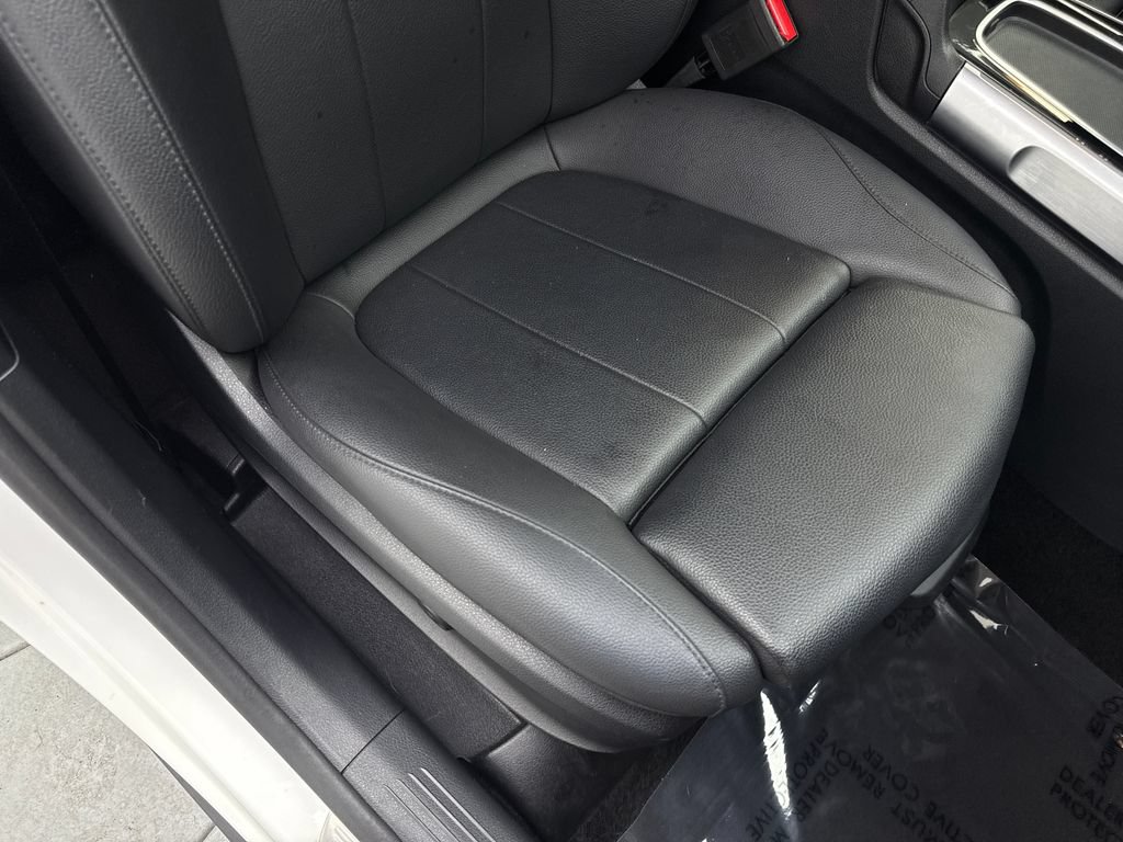 Used 2025 Mercedes-Benz GLB 250 w/ Exclusive Package image 45