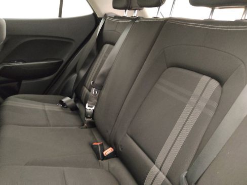 Used 2023 Hyundai Venue SEL FWD image 18