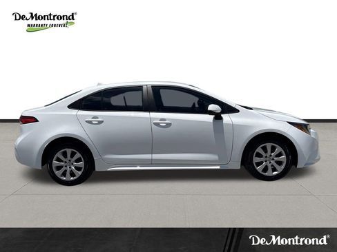 Used 2023 Toyota Corolla LE FWD image 4
