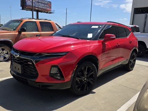 Used 2019 Chevrolet Blazer RS FWD image 1